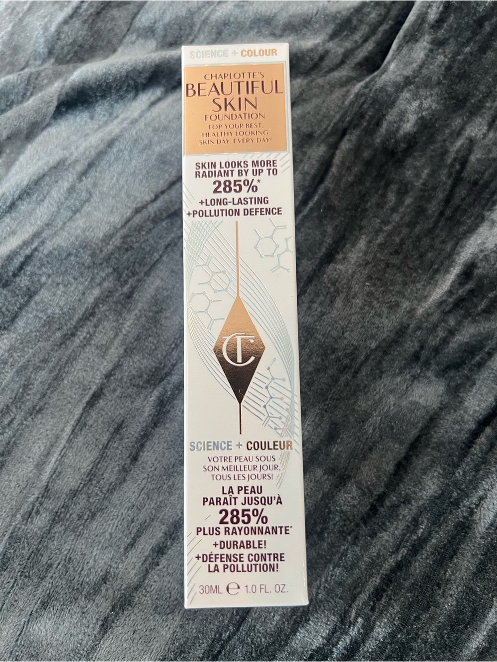 Charlotte Tilbury Beautiful Skin Foundation – Shade 6 Netural